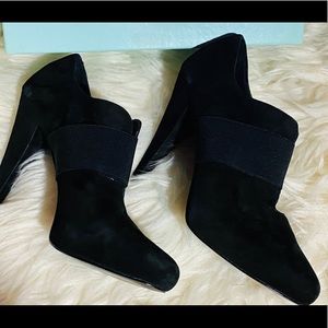 Jessica Simpson suede booties